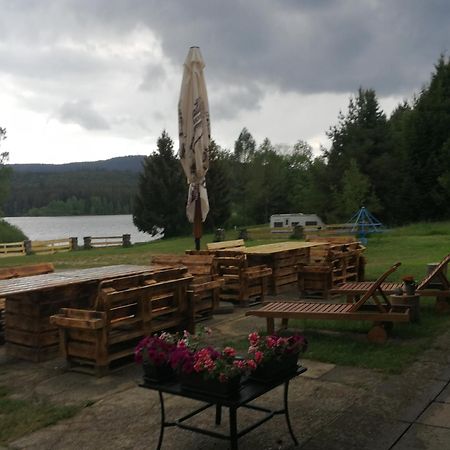 Penzion Tomy Na Plazi Hotel Frymburk Kültér fotó