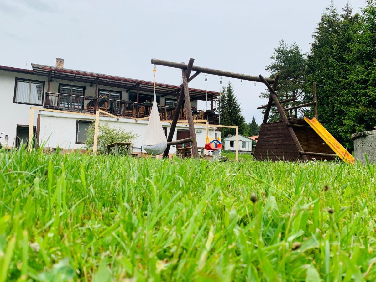Penzion Tomy Na Plazi Hotel Frymburk Kültér fotó