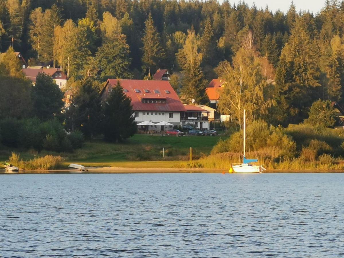 Penzion Tomy Na Plazi Hotel Frymburk Kültér fotó